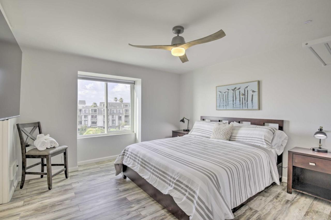 Charming Oceanside Condo With Beach And Pool Access! Eksteriør billede